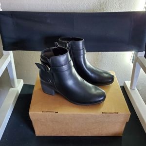 DR.SCHOLLS Womens Ankle Boot Size 6